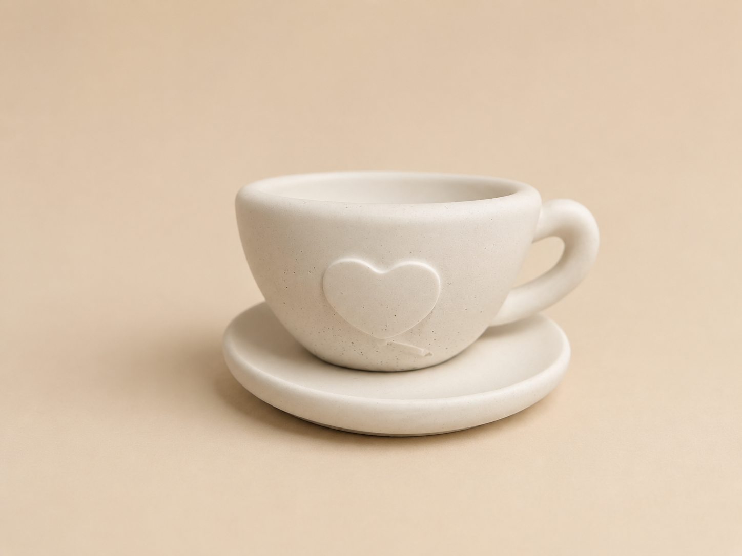 Gips-Tasse